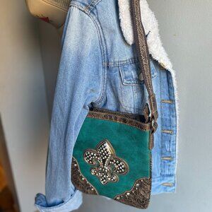 NWOT - Love Creek Slim Crossbody with Fleur De Lis